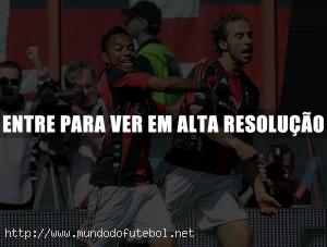 Flamini,Robinho,Milan,comemoração