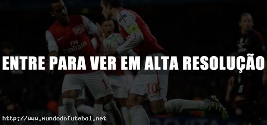 Van Persie, comemoração, Arsenal, Champions League